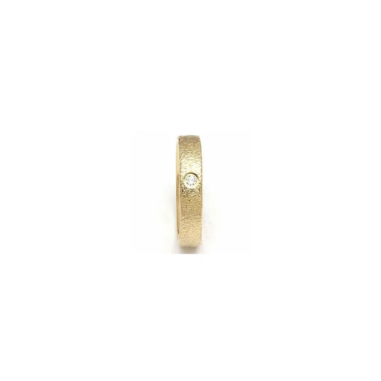 Giftering fra rs of scandinavia i 8 karat gull 0,02 ct