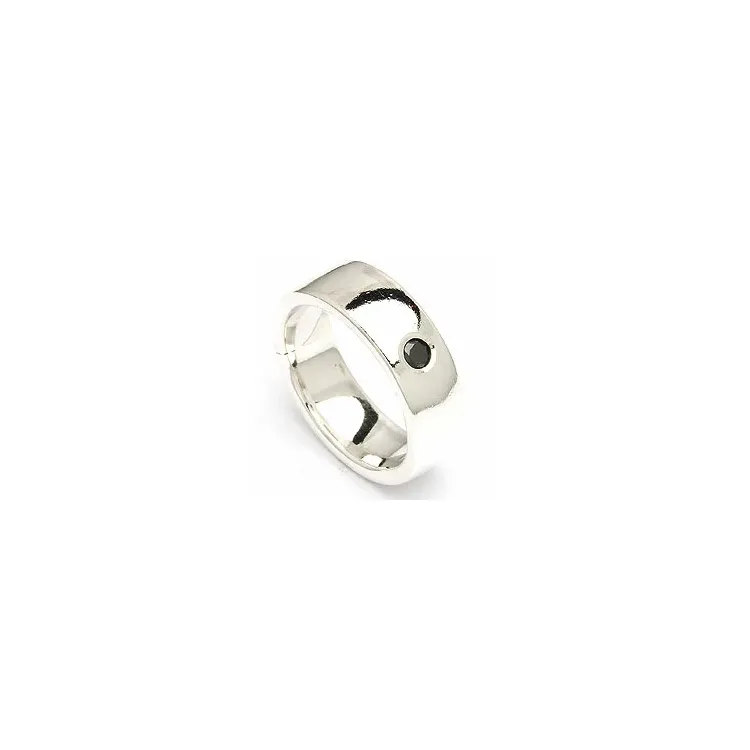 Giftering fra rs of scandinavia i sølv 0,10 ct