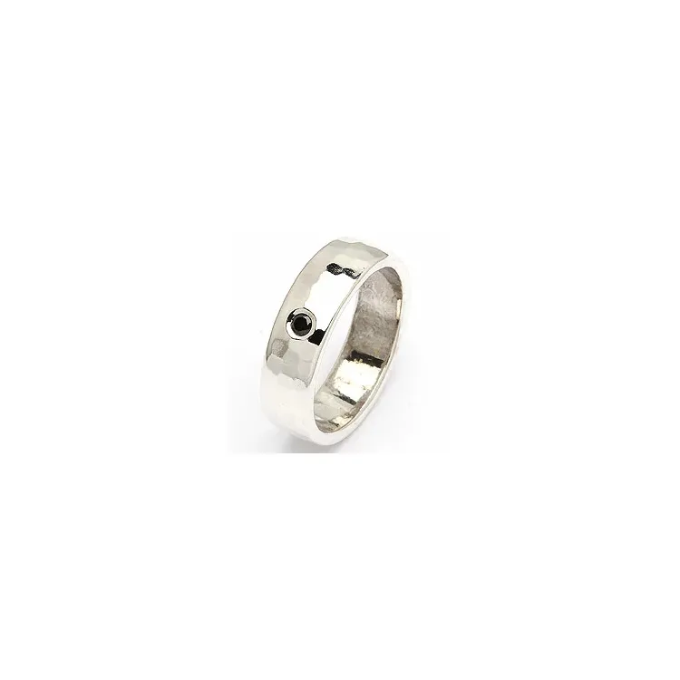 Giftering fra rs of scandinavia i sølv 0,05 ct
