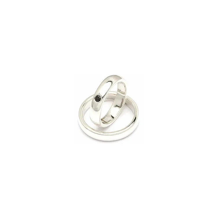 Gifteringer fra rs of scandinavia i sølv 0,05 ct