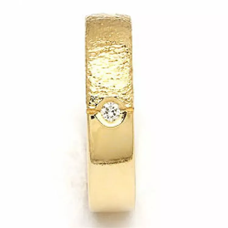Giftering fra rs of scandinavia i 8 karat gull 0,02 ct