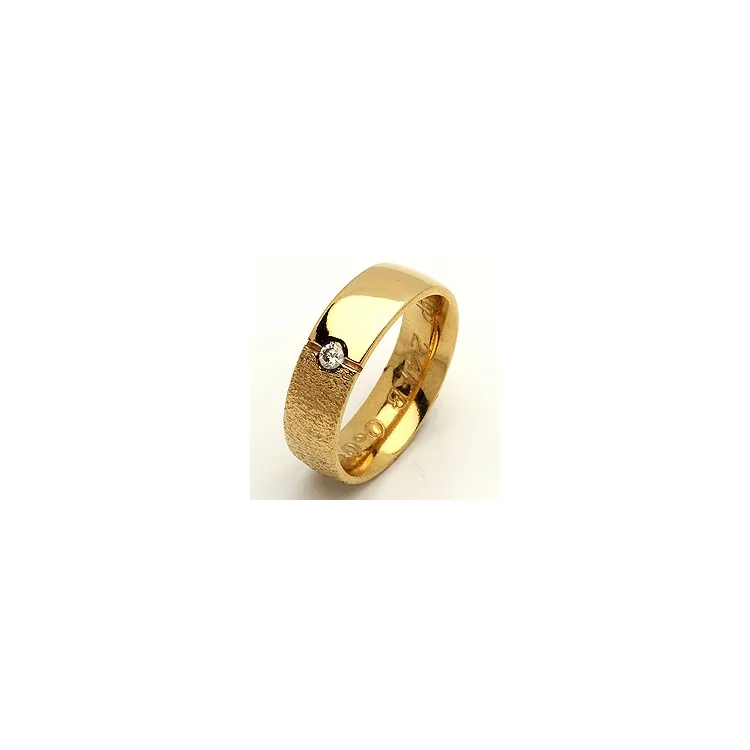 Giftering fra rs of scandinavia i 14 karat gull 0,03 ct