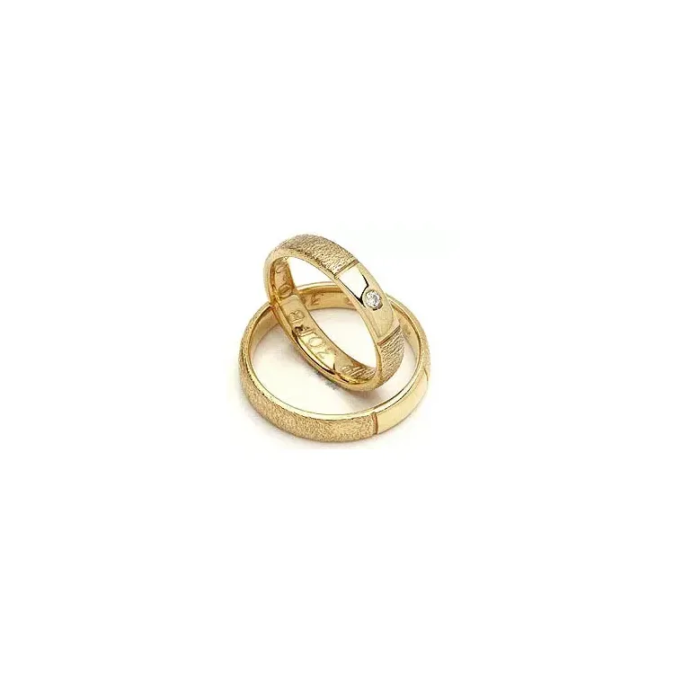 Gifteringer fra rs of scandinavia i 8 karat gull 0,02 ct