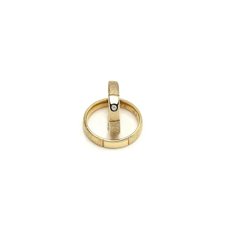 Gifteringer fra rs of scandinavia i 8 karat gull 0,02 ct