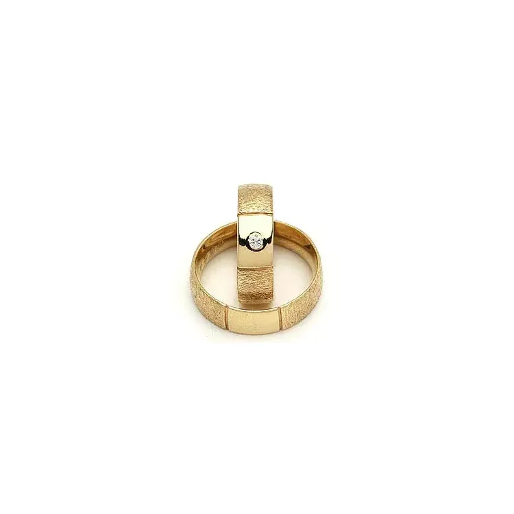 Gifteringer fra rs of scandinavia i 8 karat gull 0,03 ct