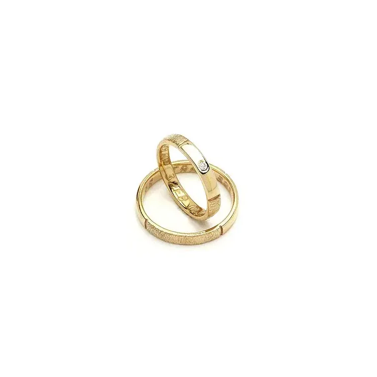 Gifteringer fra rs of scandinavia i 8 karat gull 0,02 ct