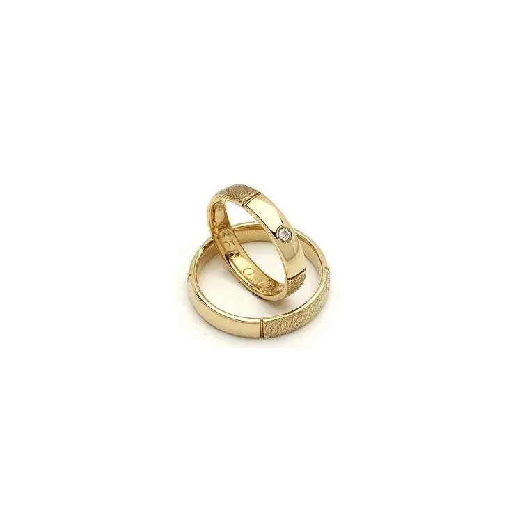 Gifteringer fra rs of scandinavia i 8 karat gull 0,02 ct
