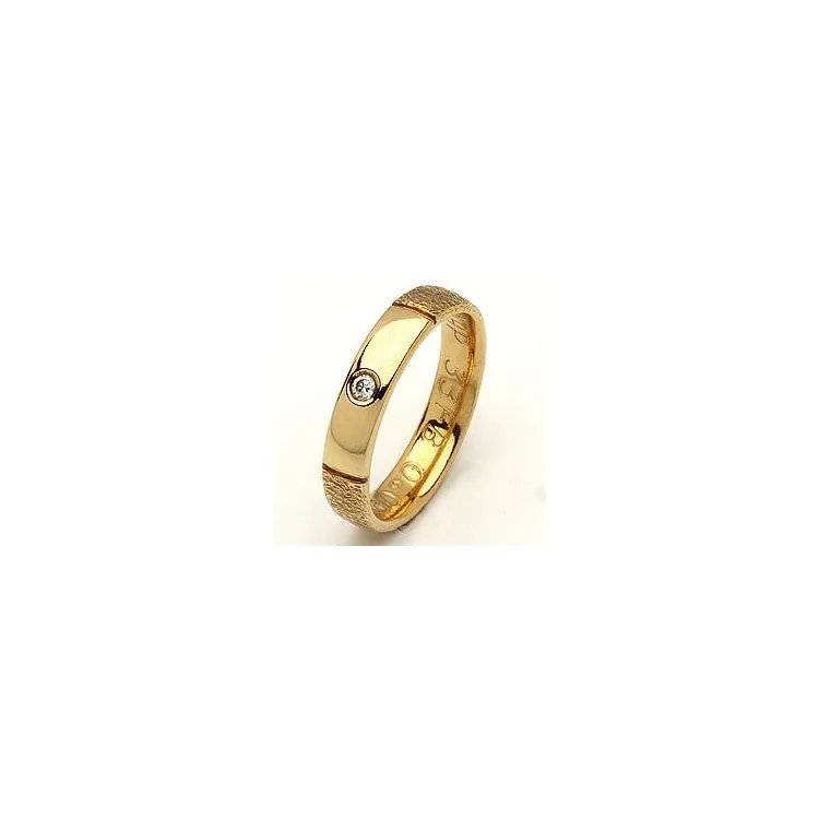 Giftering fra rs of scandinavia i 8 karat gull 0,02 ct