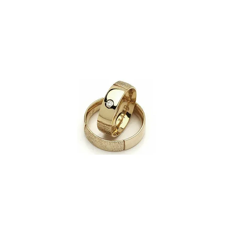 Gifteringer fra rs of scandinavia i 14 karat gull 0,03 ct