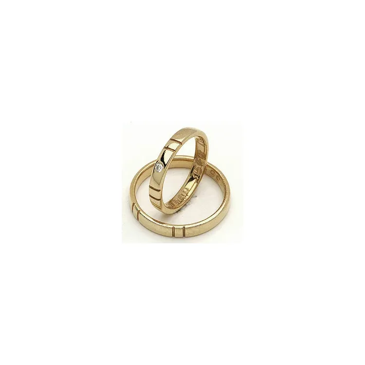 Gifteringer fra rs of scandinavia i 14 karat gull 0,02 ct