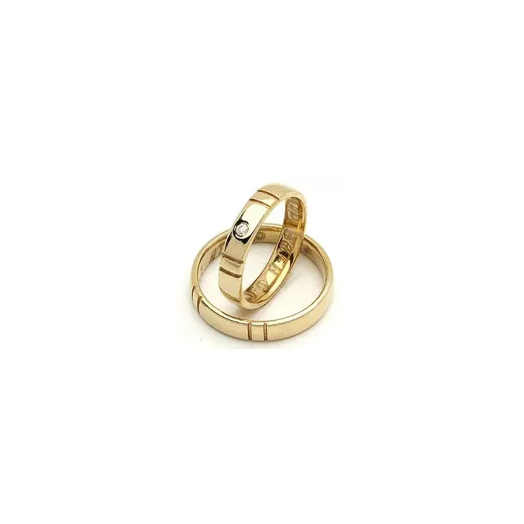 Gifteringer fra rs of scandinavia i 8 karat gull 0,02 ct