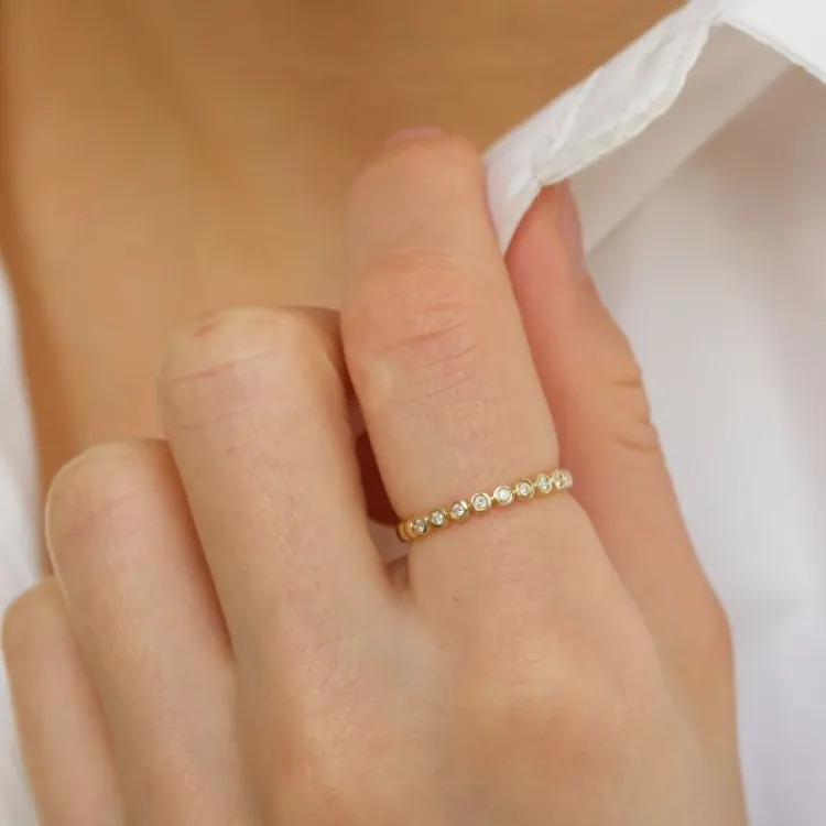 diamantring i 14 karat gull 0,08 ct