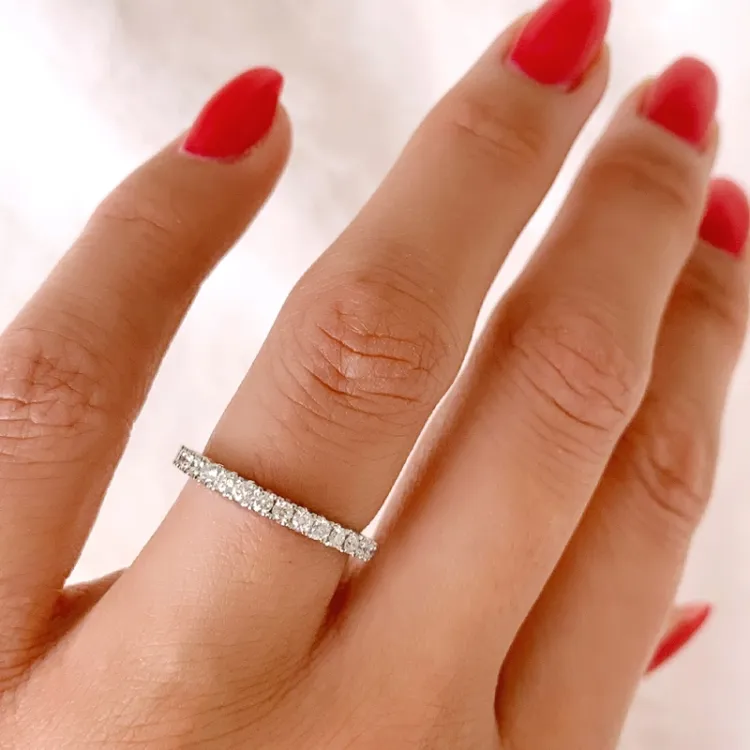 diamant alliansering i 14 karat hvitt gull 0,40 ct
