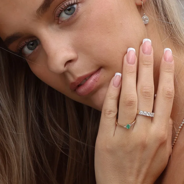 smaragd diamantring i 14 karat gull 0,25 ct 0,03 ct