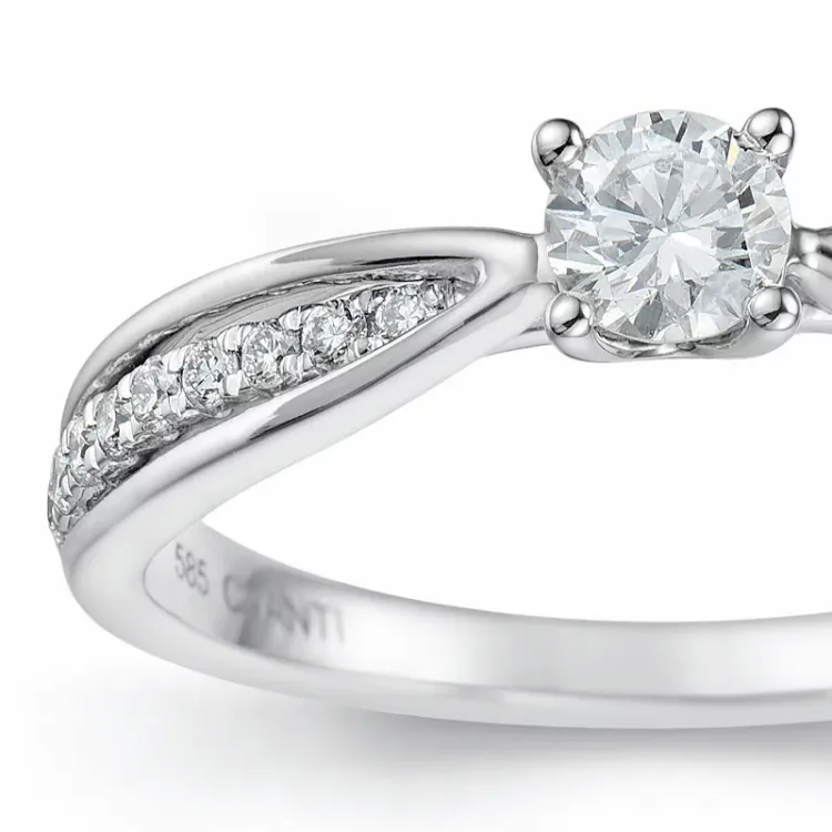 diamant ring i 14 karat hvitt gull 0,20 ct 0,132 ct