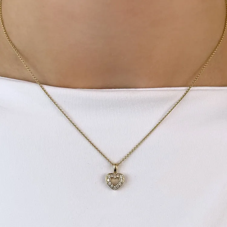 hjerte diamantanheng i 14 karat gull 0,149 ct