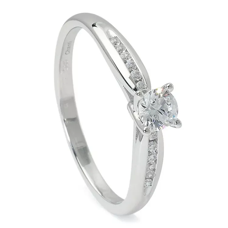 kolleksjonsprøve zirkon ring i 14 karat hvitt gull