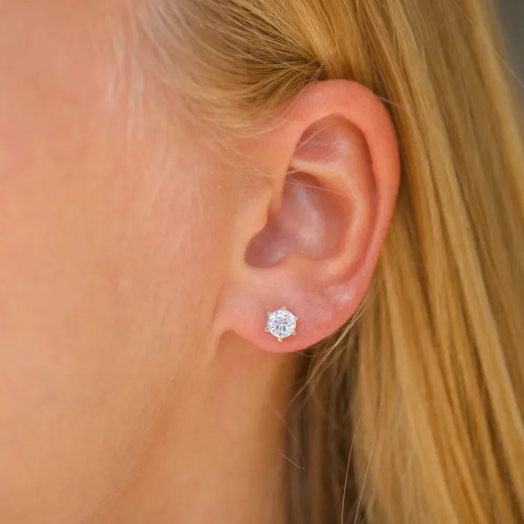 runde ørestikker i 9 karat gull med zirkon - Gold Collection