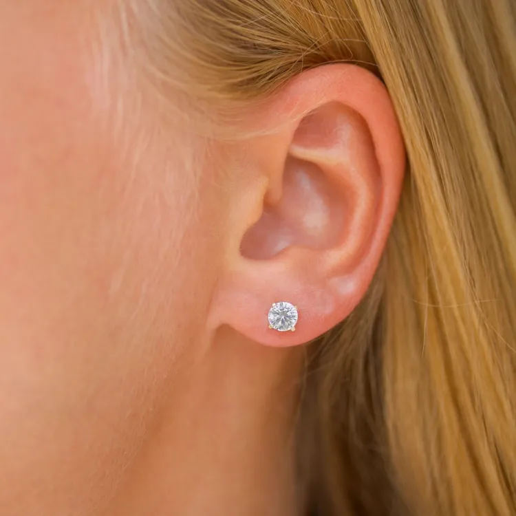 5,5 mm runde ørestikker i 9 karat gull med zirkon - Gold Collection