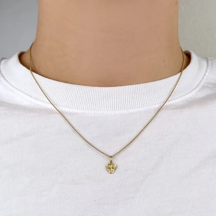 lille hjerte anheng i 9 karat gull - Gold Collection