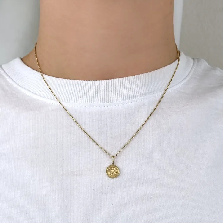 stjernetegn vekten anheng i 9 karat gull - Gold Collection