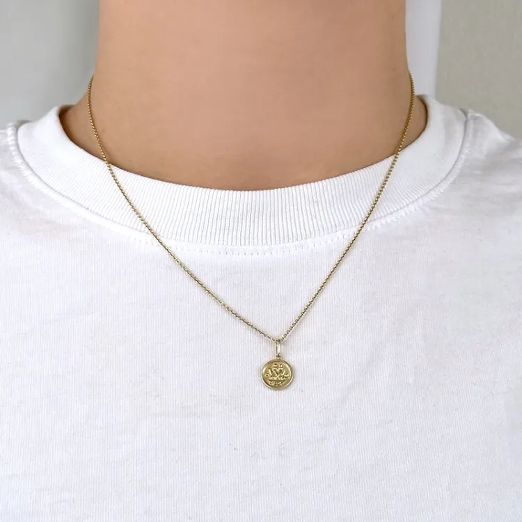 stjernetegn tvillingene anheng i 9 karat gull - Gold Collection