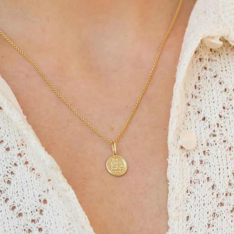 stjernetegn tvillingene anheng i 9 karat gull - Gold Collection