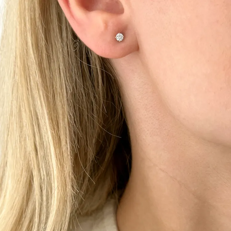 1/2 par 3 mm øredobber i 14 karat gull med zirkon - Gold Collection