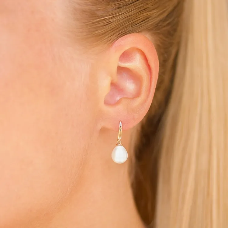 8-8,5 mm perle øredobber i 14 karat gull - Gold Collection