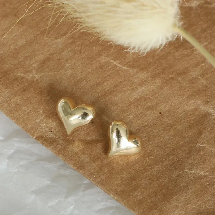 hjerte øredobber i 14 karat gull - Gold Collection