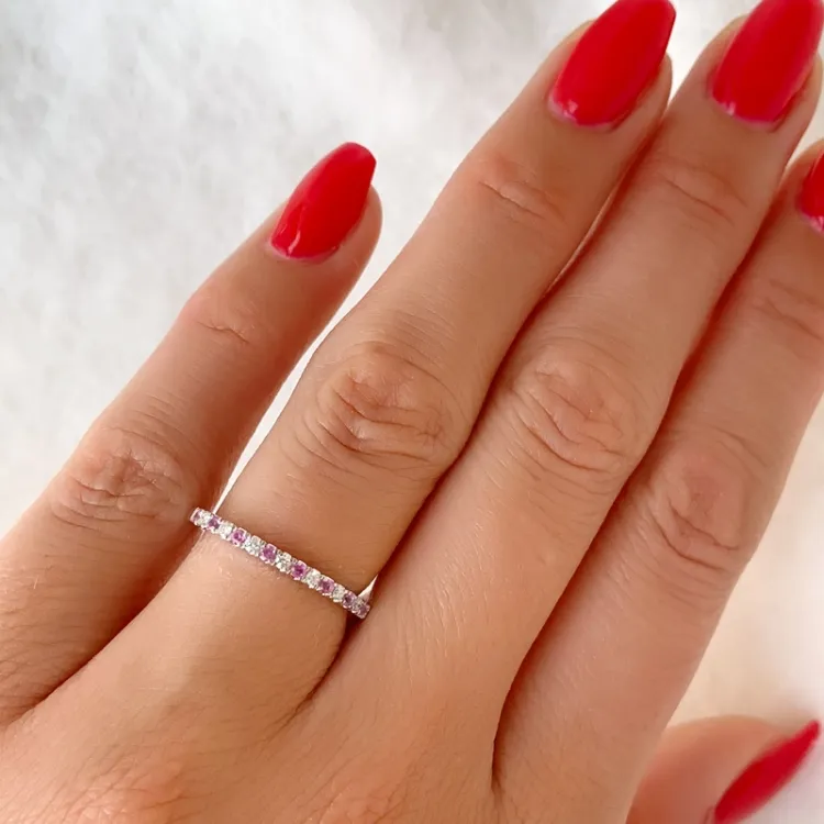 rosa safir diamantring i 14 karat hvitt gull 0,104 ct 0,198 ct