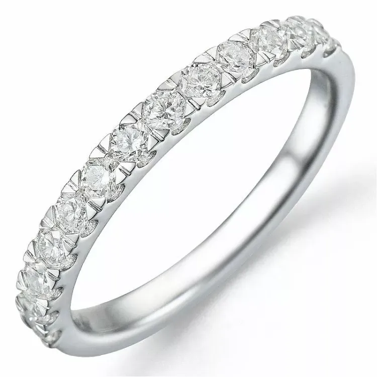 Bestillingsvare - diamantring i 14 karat hvitt gull 0,52 ct