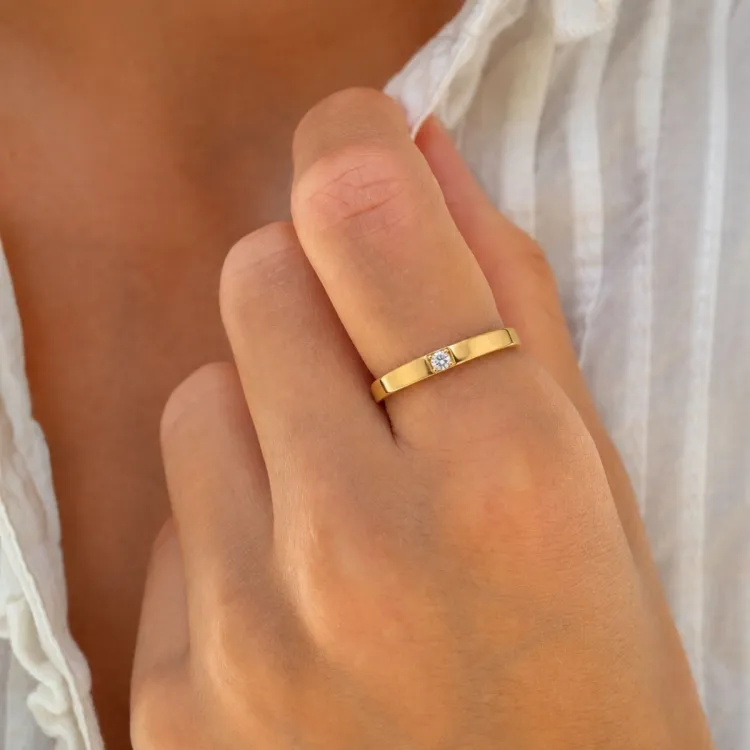 lab grown diamant solitairering i forgylt sølv