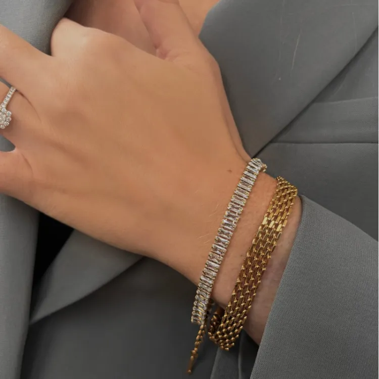 Khaai Studio Mesh armbånd i forgylt stål