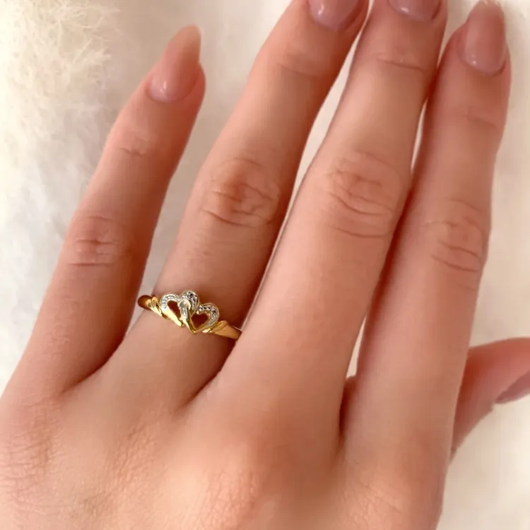 hjerte zirkon ring i 9 karat gull med rhodium - Gold Collection