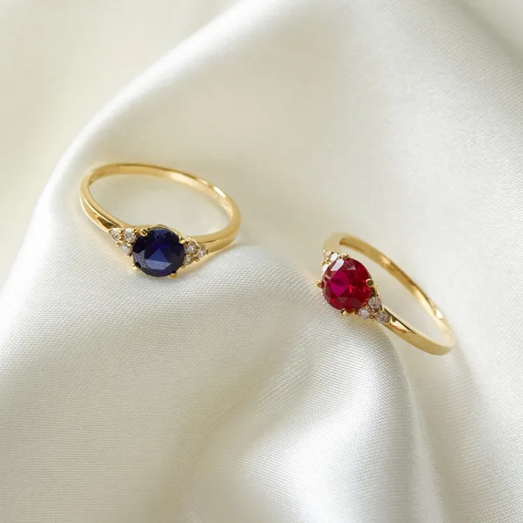 rød rubin ring i 9 karat gull - Gold Collection