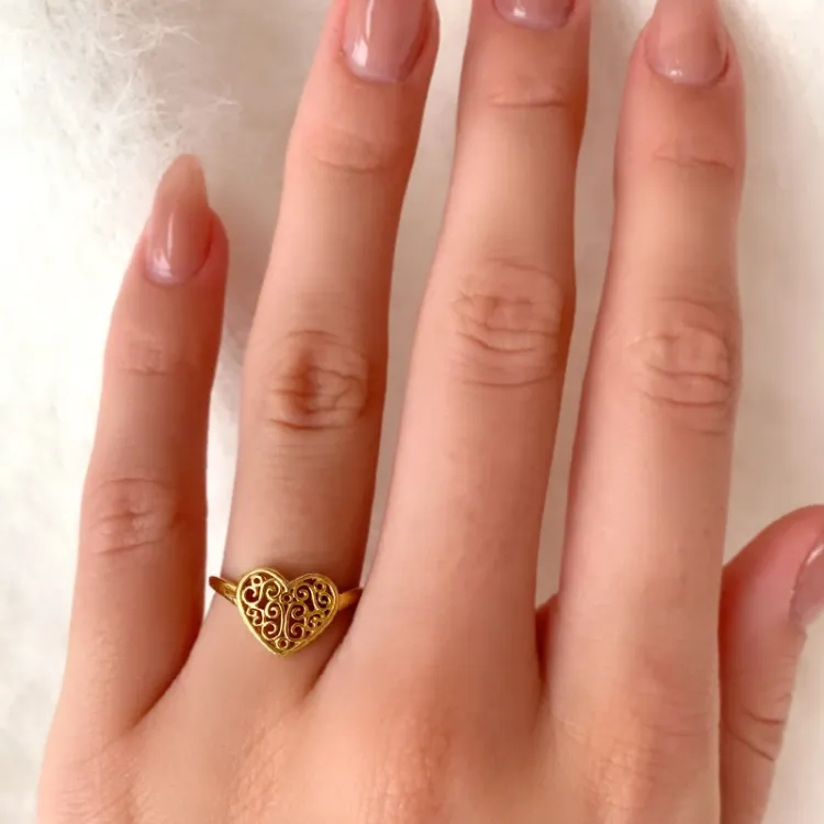 hjerte ring i 9 karat gull - Gold Collection