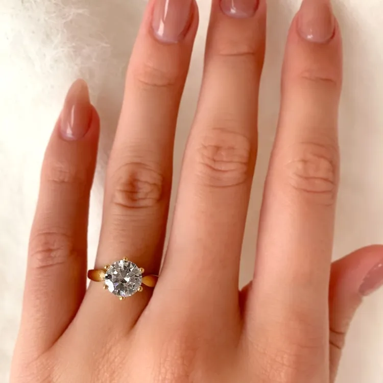zirkon solitairering i 8 karat - Gold Collection