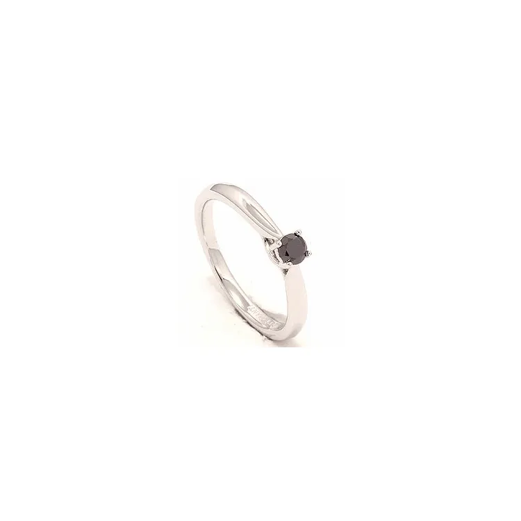 svart diamant ring i 14 karat hvitt gull 0,20 ct