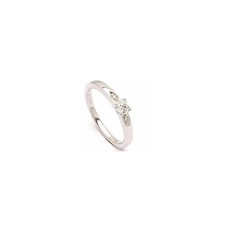 hvittgullsring i 14 karat hvitt gull 0,19 ct 0,02 ct