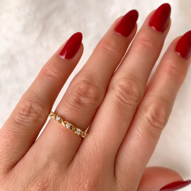 hvit diamant gullring i 14 karat gull 0,14 ct