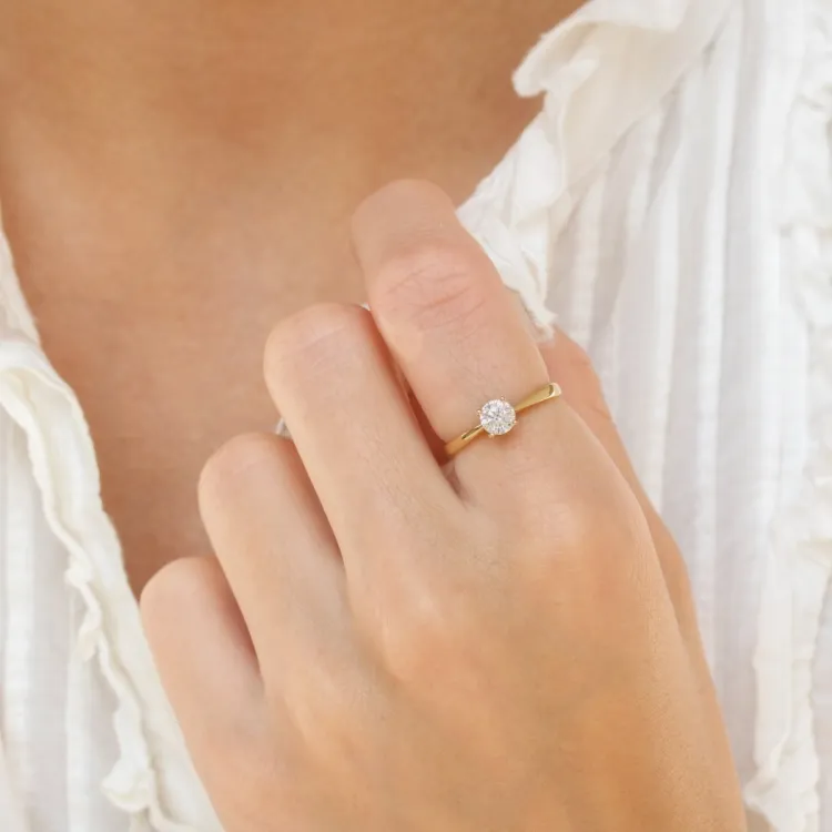 solitairering i 9 karat gull - Gold Collection