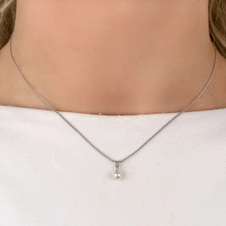perle diamantanheng i 14 karat hvitt gull 0,01 ct