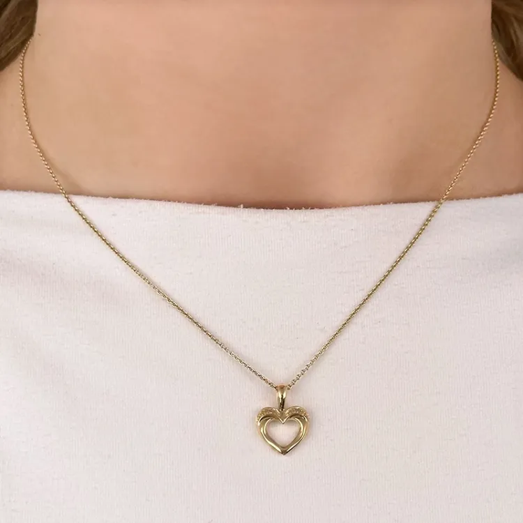 hjerte diamant anheng i 14 karat gull 0,02 ct