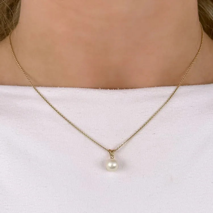 perle anheng i 14 karat gull 0,02 ct