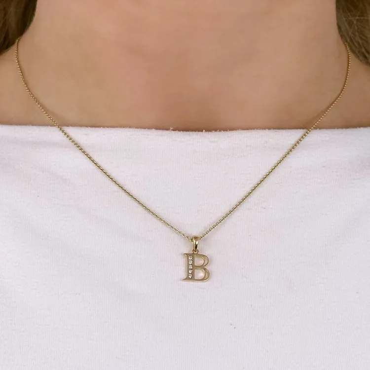 bokstav b anheng i 14 karat gull 0,05 ct
