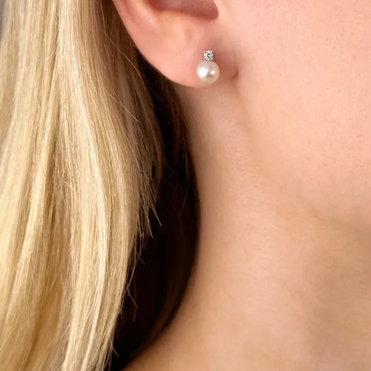 perle øredobber i 14 karat hvitt gull med diamant