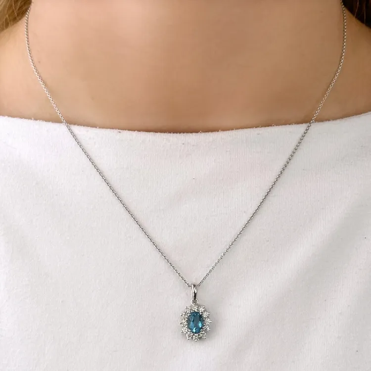 rosettanheng i 14 karat hvitt gull 0,55 ct 0,92 ct