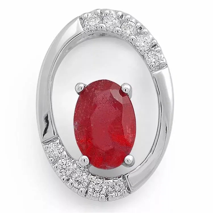 Anheng i 14 karat hvitt gull 0,06 ct 0,63 ct