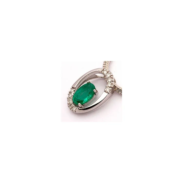 Smaragd anheng i 14 karat hvitt gull 0,06 ct 0,48 ct